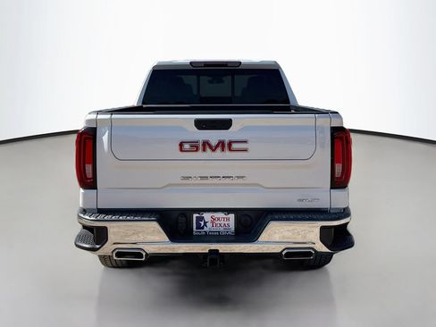 Used 2023 GMC Sierra 1500 SLT AWD/4WD image 6