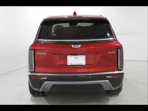 New 2026 Cadillac Vistiq Luxury w/ LPO, Floor Liner Package image 22