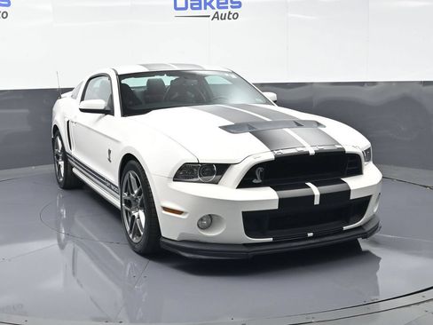 Used 2013 Ford Mustang Shelby GT500 w/ Electronics Pkg RWD image 2