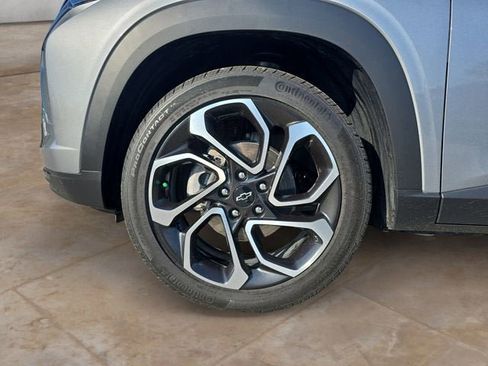 New 2026 Chevrolet Trax RS w/ Sunroof Package FWD image 14