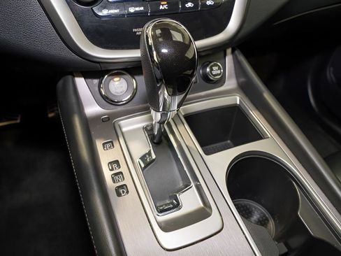 Certified 2024 Nissan Murano SV w/ SV Midnight Edition Package image 15