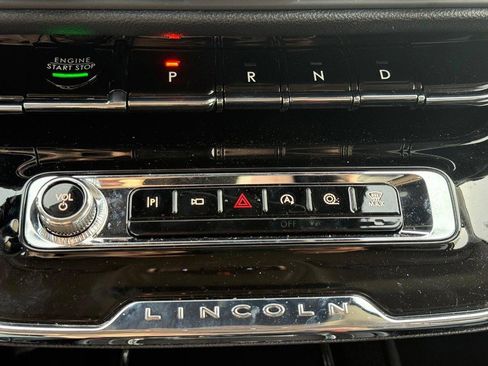 New 2025 Lincoln Corsair AWD image 12