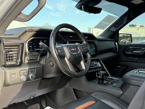 Used 2022 GMC Sierra 1500 AT4 w/ AT4 Premium Package image 15