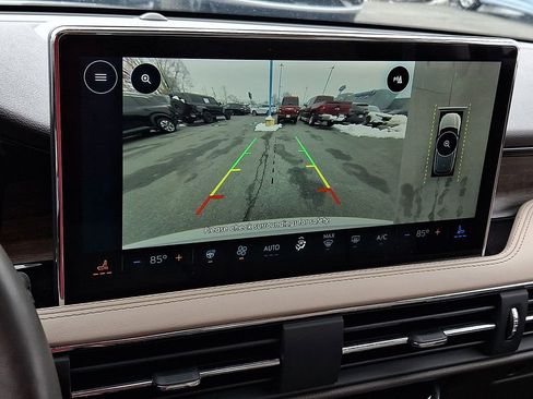 Used 2023 Lincoln Corsair Reserve w/ Equipment Group 201A image 17