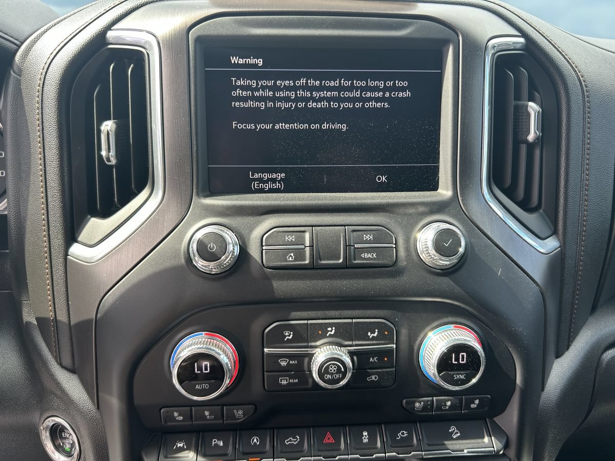 Used 2020 GMC Sierra 1500 AT4 w/ AT4 Premium Package AWD/4WD image 9