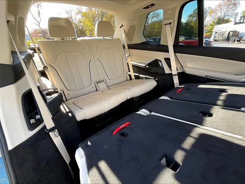 Used 2026 BMW X7 xDrive40i image 23