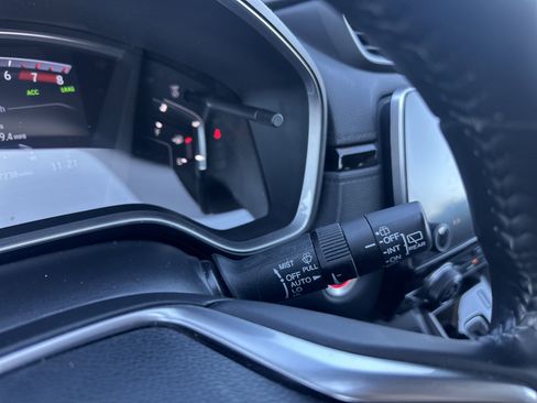 Used 2018 Honda CR-V Touring image 28