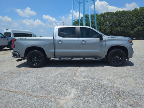 Used 2024 Chevrolet Silverado 1500 RST w/ Rally Edition AWD/4WD image 2