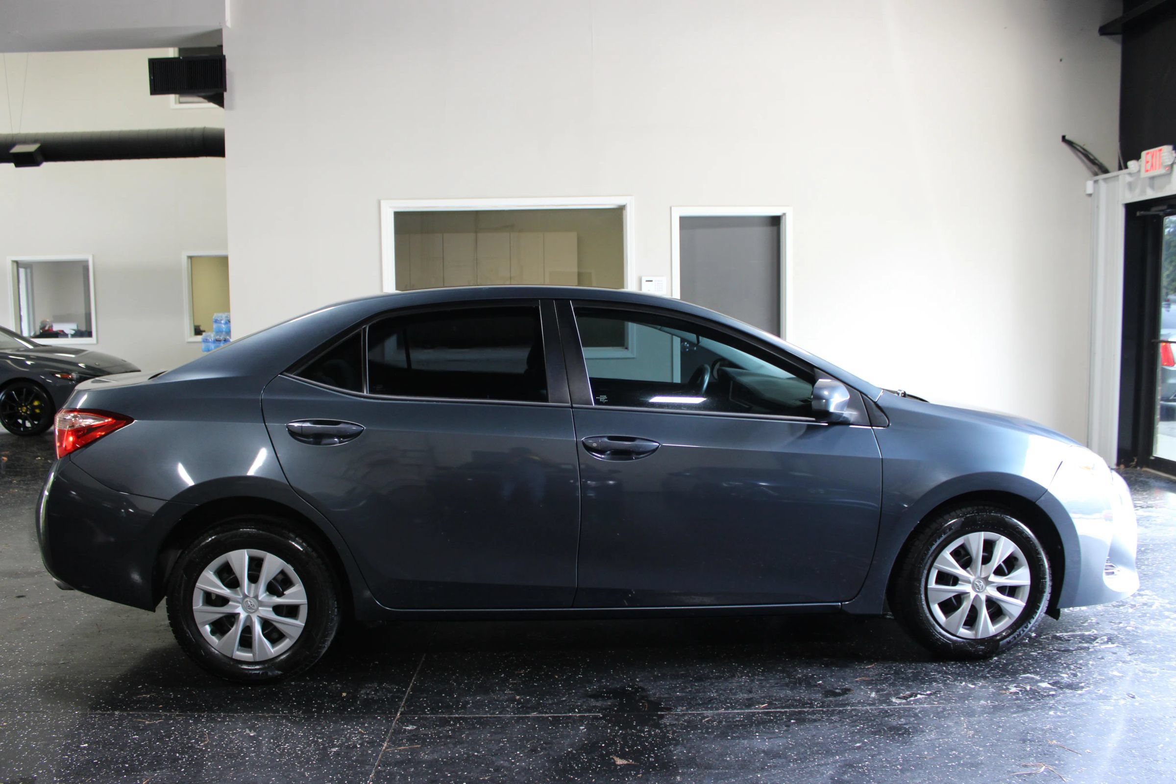 Used 2017 Toyota Corolla L FWD image 5