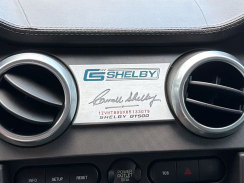 Used 2008 Ford Mustang Shelby GT500 RWD image 29