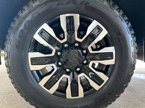 Used 2024 GMC Sierra 2500 Denali Ultimate w/ Max Trailering Package AWD/4WD image 32