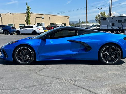 Used 2024 Chevrolet Corvette Stingray Coupe w/ 1LT RWD image 7