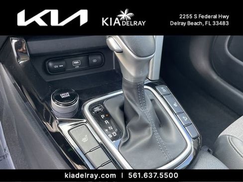 Used 2023 Kia Seltos Nightfall Edition image 24