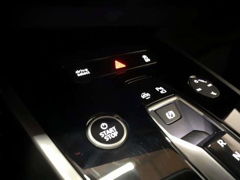 Used 2024 Audi Q4 e-tron Premium w/ Convenience Package image 54