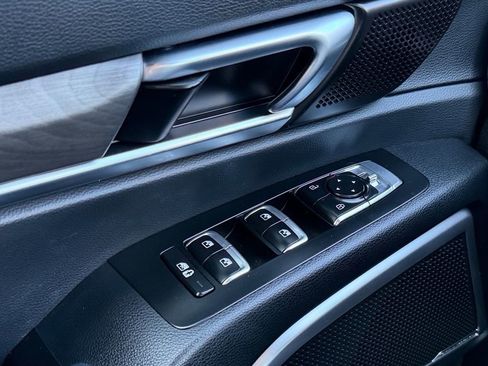 Used 2025 Kia Telluride EX X-Line image 21