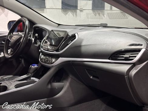 Used 2018 Chevrolet Volt LT w/ LT Driver Confidence Package FWD image 18