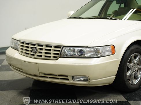 Used 1998 Cadillac Seville STS w/ Heated Seats Pkg image 18