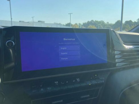 Used 2025 Toyota Camry XSE FWD image 29