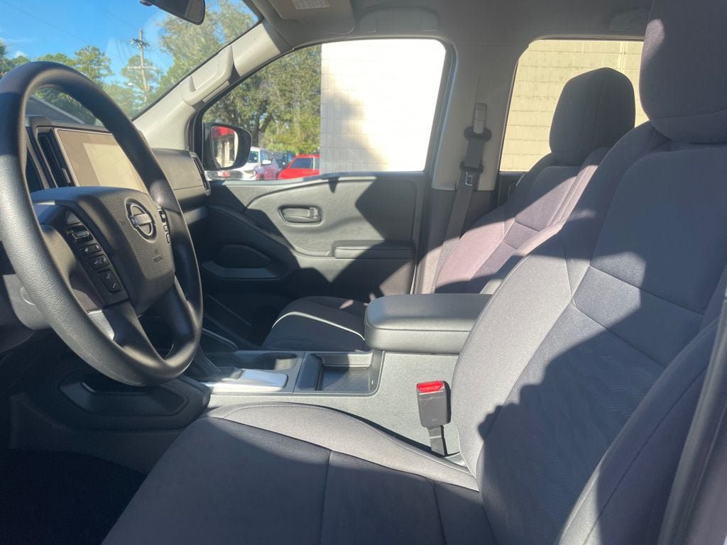 Used 2026 Nissan Frontier S RWD image 11