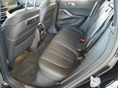 New 2027 BMW X6 M60i AWD/4WD image 19