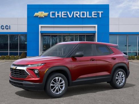 New 2026 Chevrolet TrailBlazer LS FWD image 2