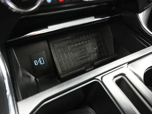 Certified 2022 Ford F150 Lariat w/ Equipment Group 502A High image 18