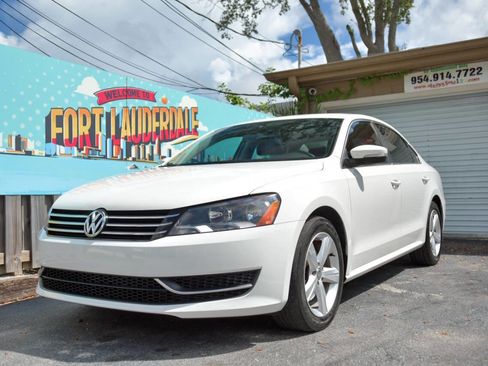 Used 2014 Volkswagen Passat 1.8T SE image 4