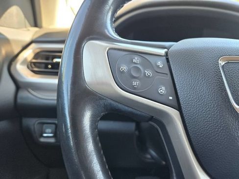 Used 2020 GMC Acadia Denali AWD/4WD image 23