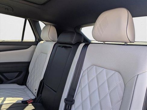 New 2026 Volkswagen Atlas Cross Sport SEL Premium R-Line AWD/4WD image 28
