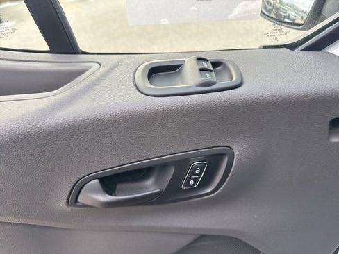 New 2026 Ford Transit 250 148 Medium Roof image 20