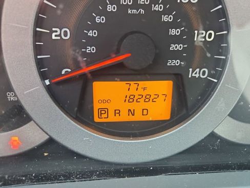 Used 2011 Toyota RAV4 Limited w/ Limited Extra Value Pkg AWD/4WD image 16
