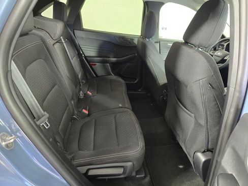 Used 2025 Ford Escape Active AWD/4WD image 12