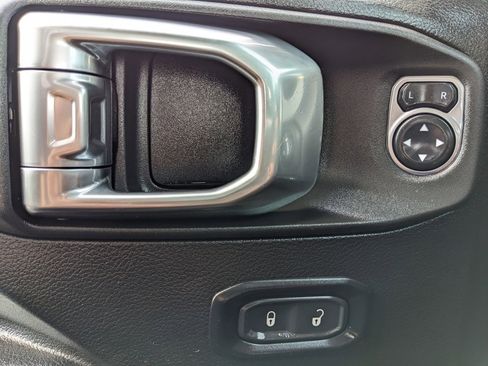 Used 2025 Jeep Wrangler Unlimited Sport S 4xe image 51