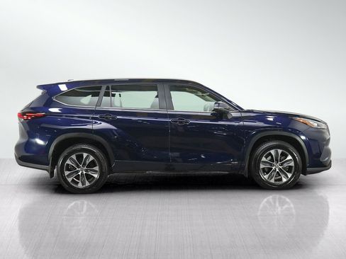 Used 2026 Toyota Highlander XLE AWD/4WD image 6