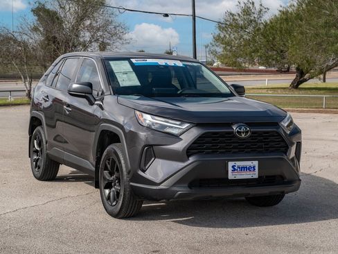 Used 2023 Toyota RAV4 LE image 1