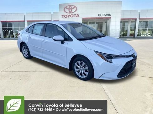 New 2026 Toyota Corolla LE image 1