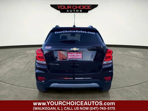 Used 2022 Chevrolet Trax LT w/ LT Convenience Package AWD/4WD image 4