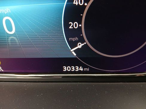 Used 2025 Volkswagen Atlas SE image 16