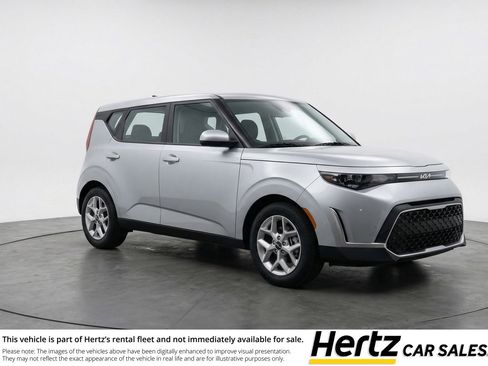 Used 2025 Kia Soul LX w/ LX Technology Package image 1