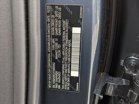 New 2026 Volvo XC60 B5 Plus w/ Protection Package Premier image 20