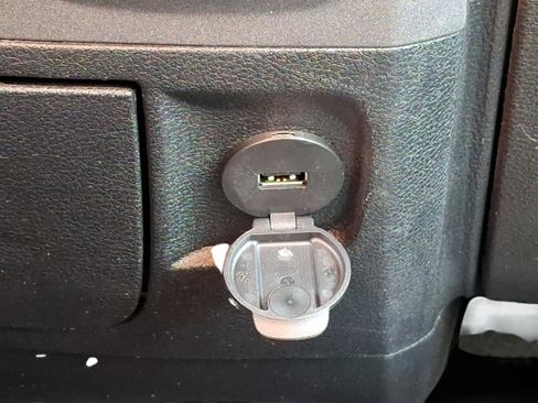 Used 2017 RAM 1500 Express w/ Black Ram 1500 Express Group image 30