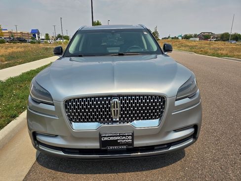Used 2022 Lincoln Aviator Reserve w/ Equipment Group 201A AWD/4WD image 8