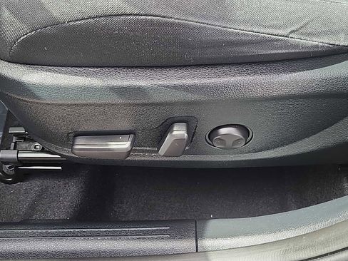 Used 2023 Kia Soul S FWD image 18