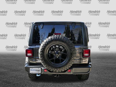 Used 2024 Jeep Wrangler Unlimited AWD/4WD image 9