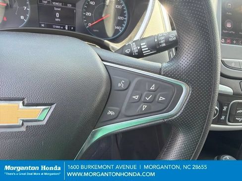 Used 2020 Chevrolet Equinox LS w/ LS Convenience Package AWD/4WD image 17