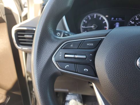 Used 2020 Hyundai Santa Fe SE image 20