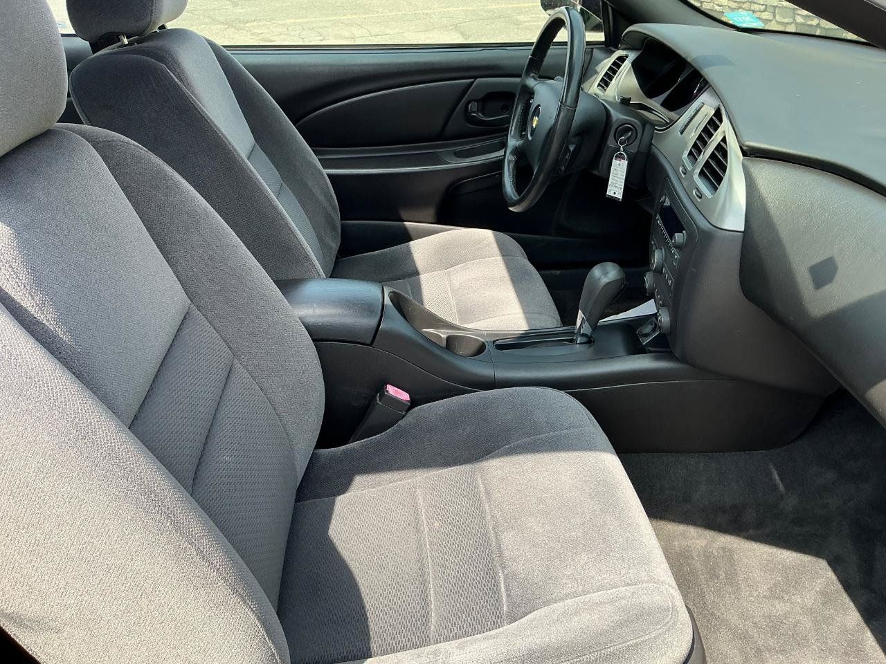 Used 2006 Chevrolet Monte Carlo LT FWD image 11