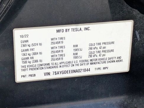 Used 2022 Tesla Model Y Long Range AWD/4WD image 26