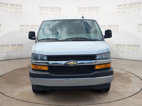Used 2025 Chevrolet Express 2500 w/ Driver Convenience Package RWD image 8