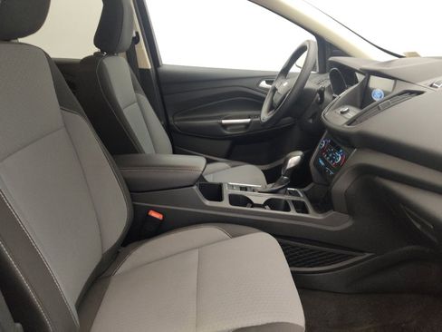 Used 2019 Ford Escape SE FWD image 21
